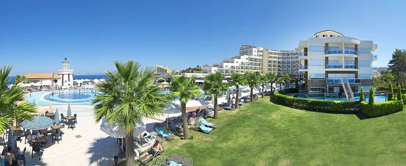 Otium Sealight Beach Resort